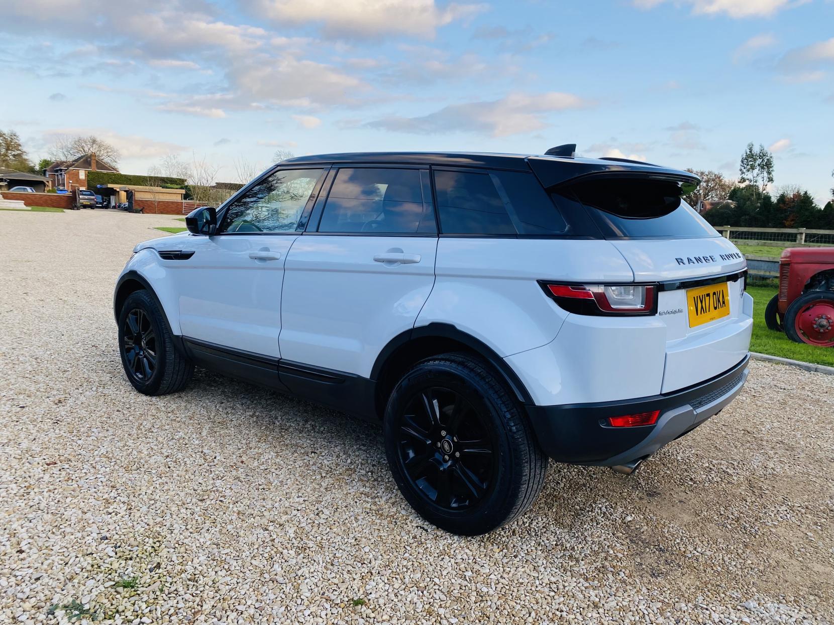 Land Rover Range Rover Evoque 2.0 TD4 SE Tech SUV 5dr Diesel Auto 4WD Euro 6 (s/s) (180 ps)