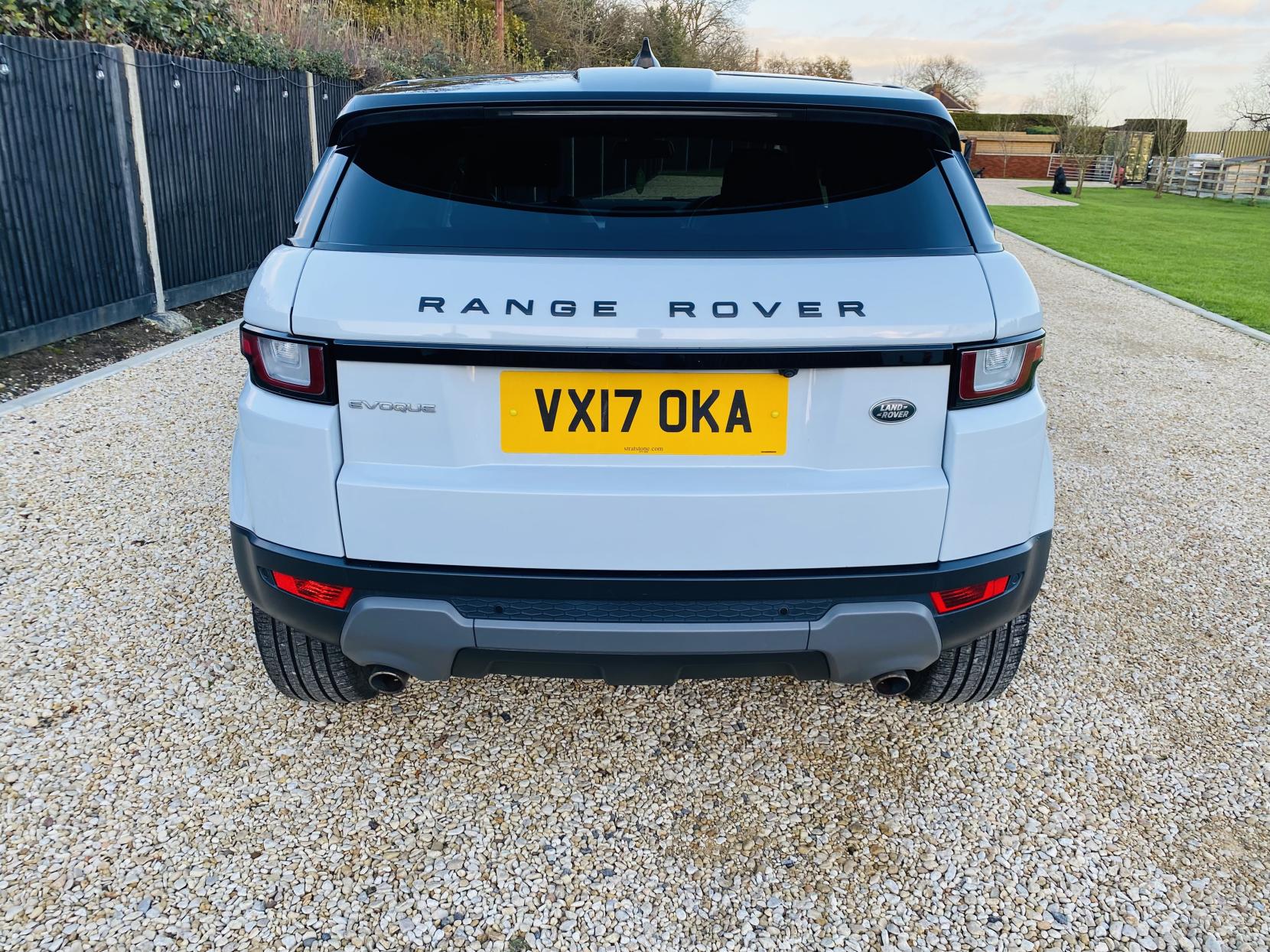 Land Rover Range Rover Evoque 2.0 TD4 SE Tech SUV 5dr Diesel Auto 4WD Euro 6 (s/s) (180 ps)