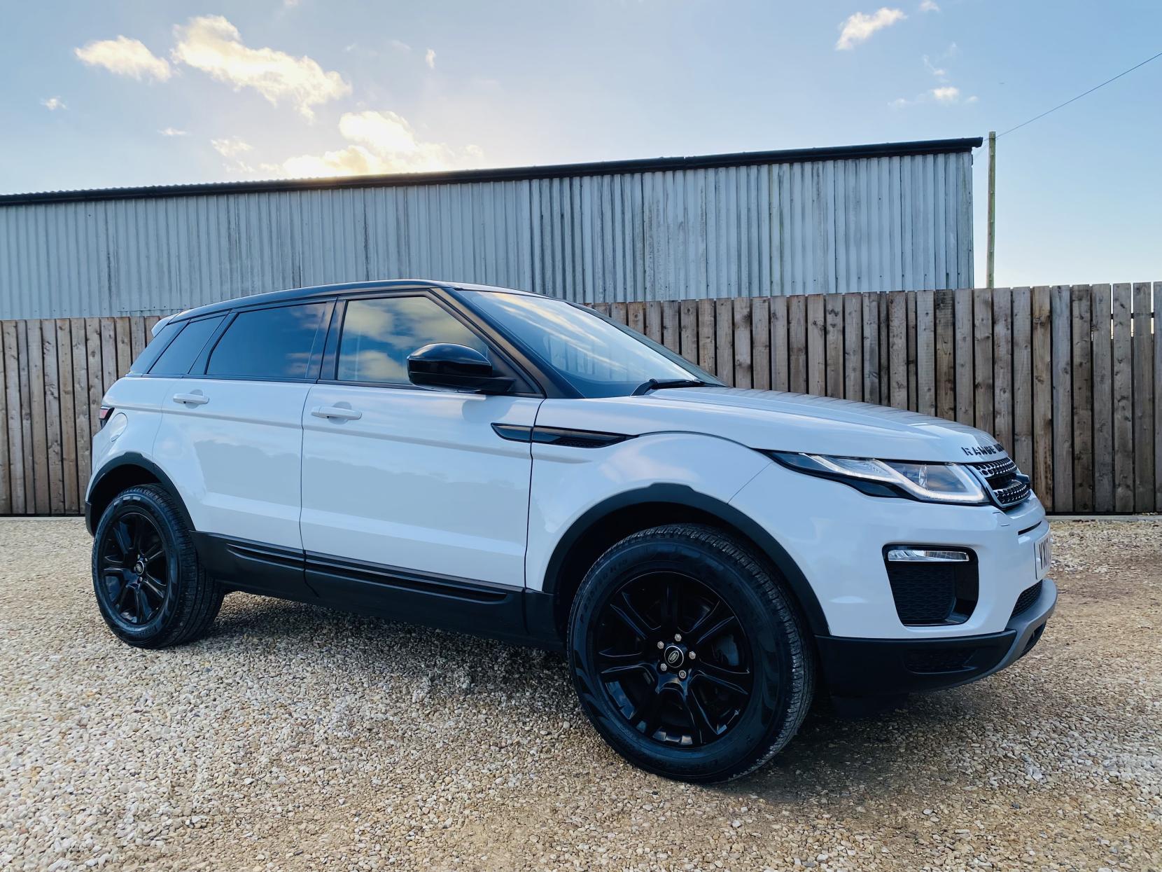 Land Rover Range Rover Evoque 2.0 TD4 SE Tech SUV 5dr Diesel Auto 4WD Euro 6 (s/s) (180 ps)